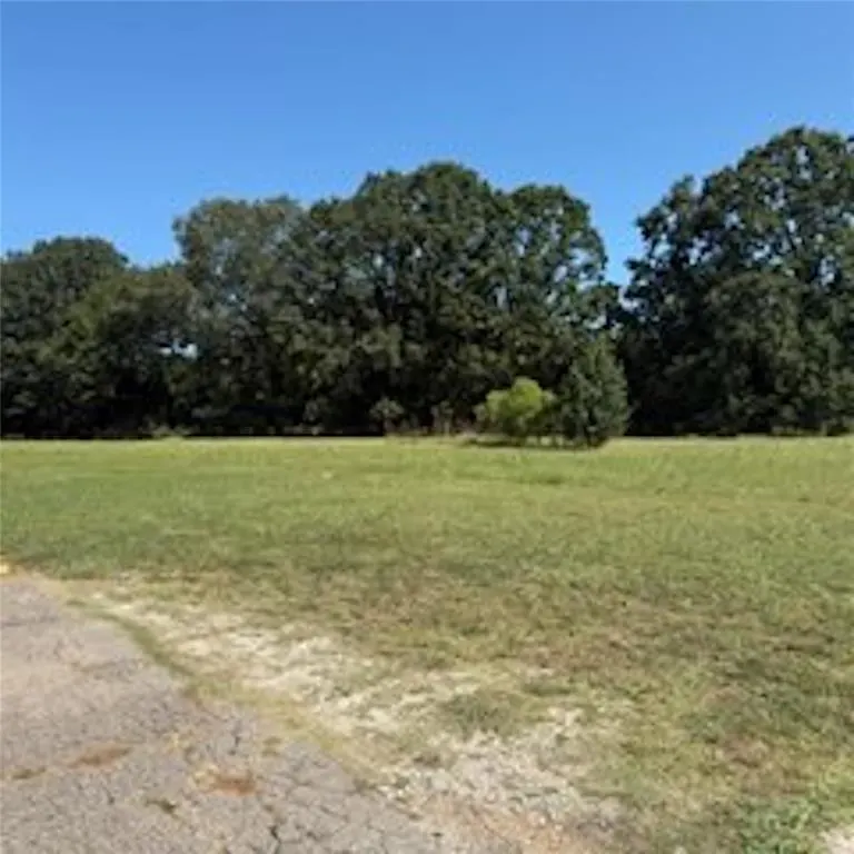 Photo 13 — 3501 NE Lincoln Road, Idabel, OK 74745