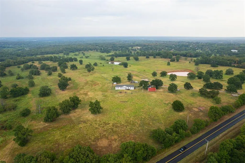 Photo 6 — E Cedar Lane Road, Norman, OK 73026