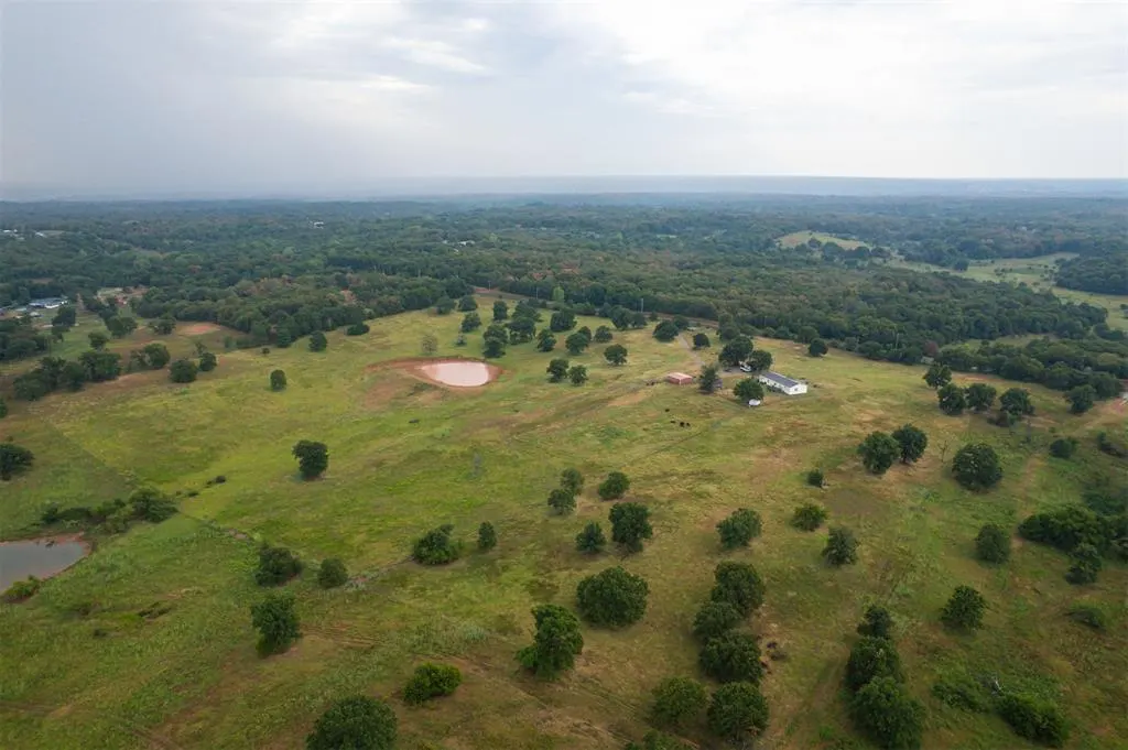 Photo 7 — E Cedar Lane Road, Norman, OK 73026