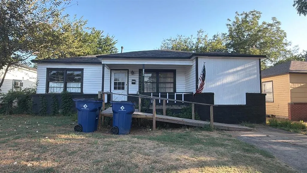 Front exterior — 202 E Elder Avenue, Duncan, OK 73533