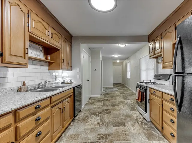 Photo 7 — 4905 N Willow Avenue, Bethany, OK 73008