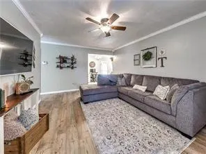 Photo 7 — 218 Tanglewood Drive, Yukon, OK 73099