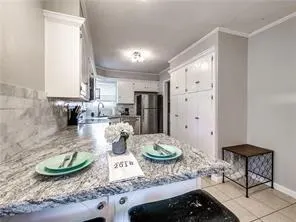 Photo 11 — 218 Tanglewood Drive, Yukon, OK 73099