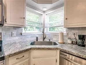 Photo 13 — 218 Tanglewood Drive, Yukon, OK 73099