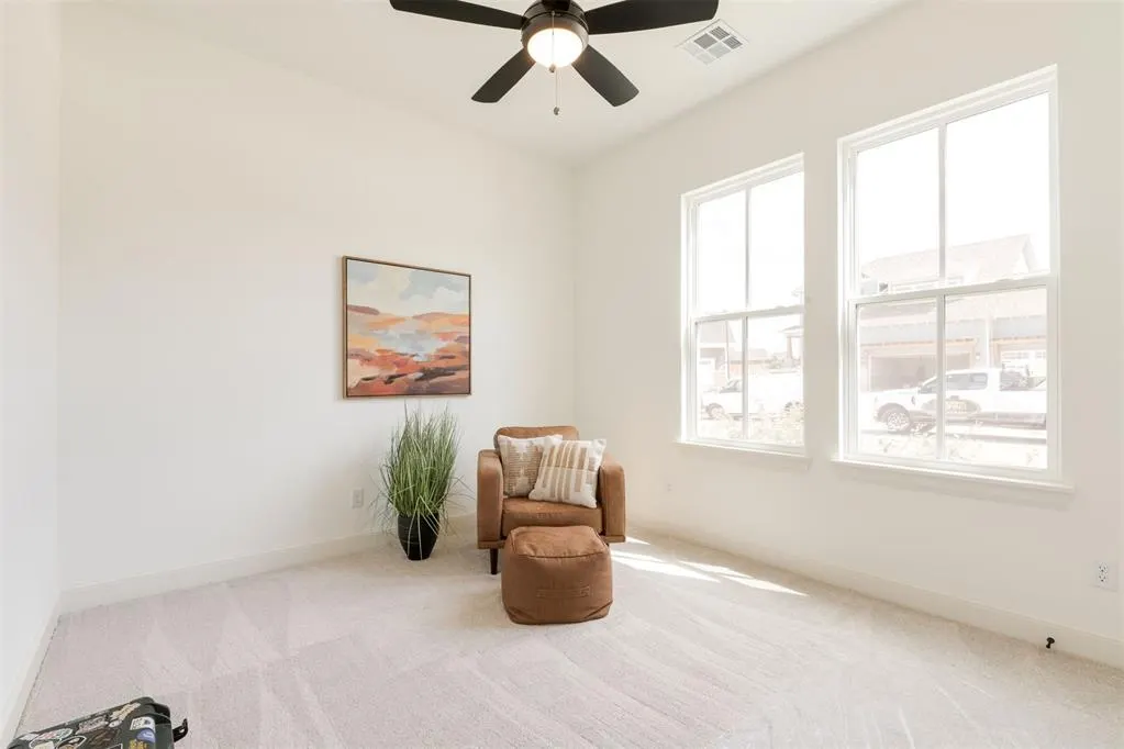 Photo 8 — 1925 Parkwood Avenue, Edmond, OK 73034