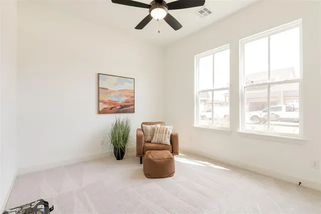 Photo 8 — 1925 Parkwood Avenue, Edmond, OK 73034