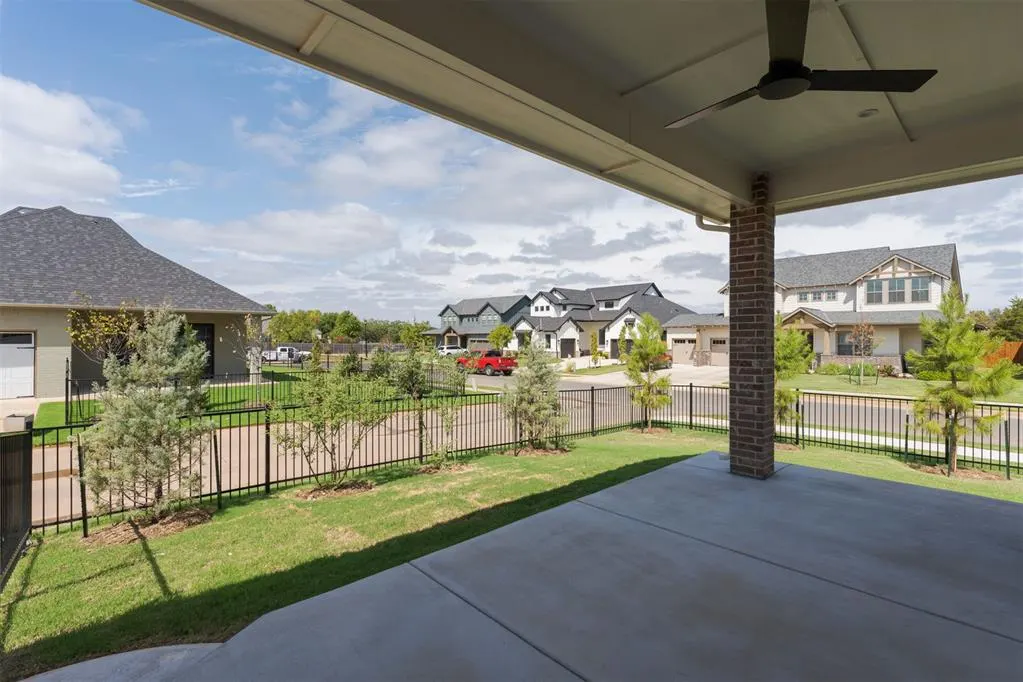 Photo 31 — 1925 Parkwood Avenue, Edmond, OK 73034