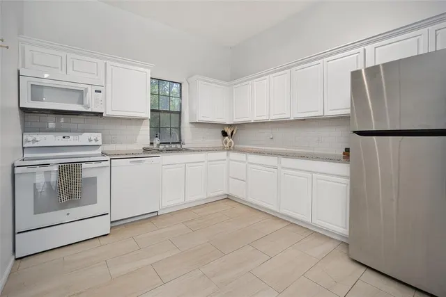 Photo 7 — 623 S 8th Street, Chickasha, OK 73018