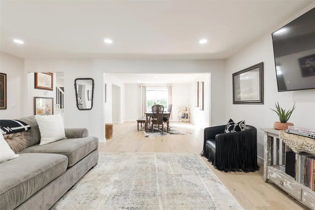 Photo 12 — 12213 Greystone Terrace, Oklahoma City, OK 73120