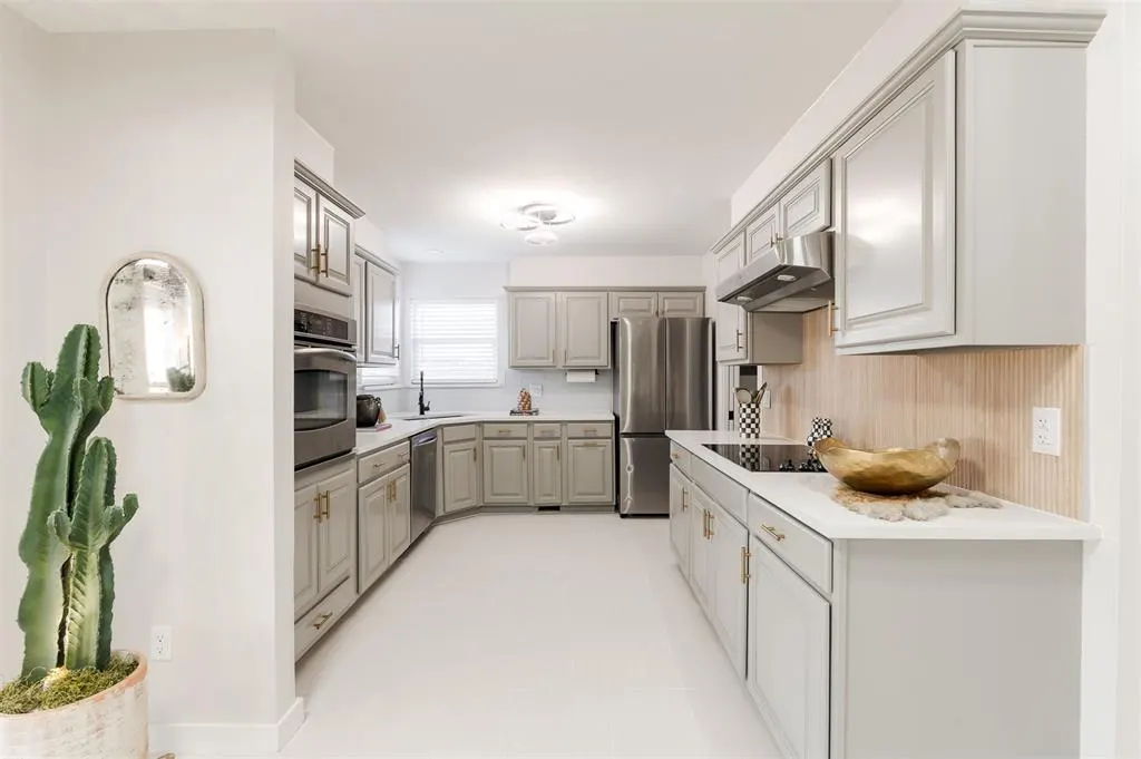 Photo 15 — 12213 Greystone Terrace, Oklahoma City, OK 73120