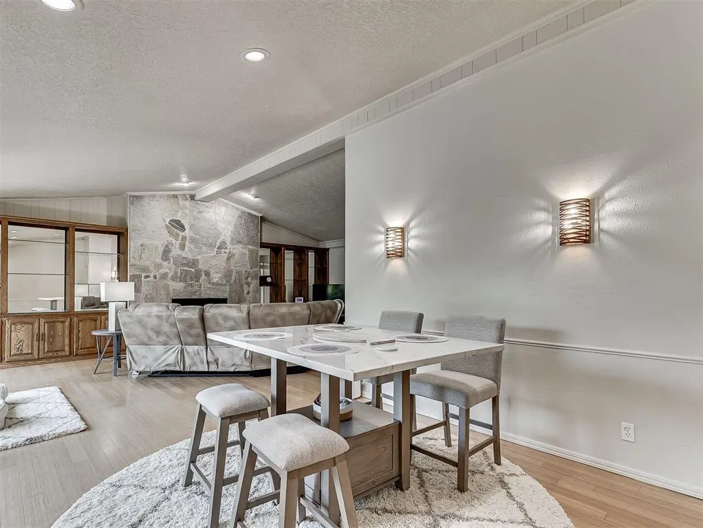 Photo 9 — 10 Rustic Hills Street, Norman, OK 73072