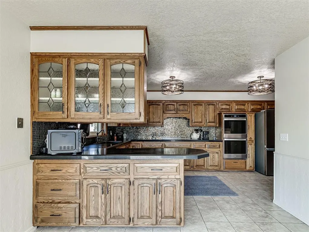 Photo 23 — 10 Rustic Hills Street, Norman, OK 73072