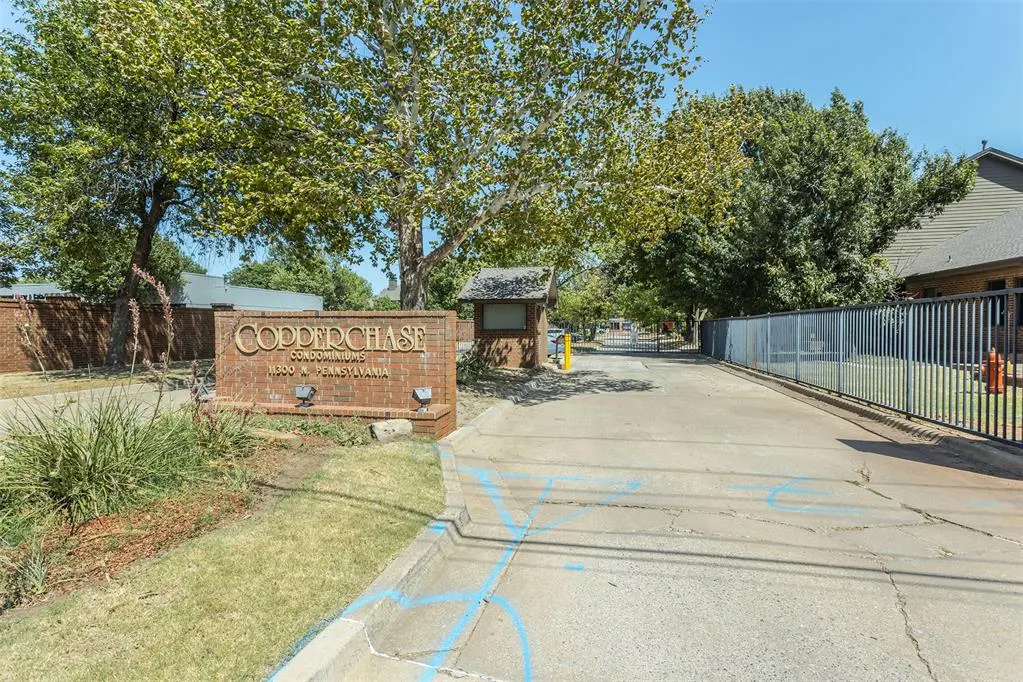 Photo 4 — 11300 N Pennsylvania Avenue 190, Oklahoma City, OK 73120