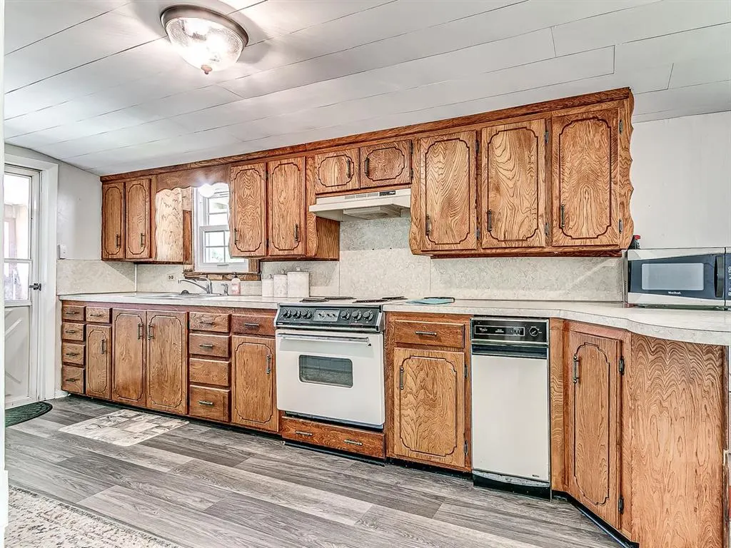 Photo 11 — 52 Blossom Drive, Wilson, OK 73463