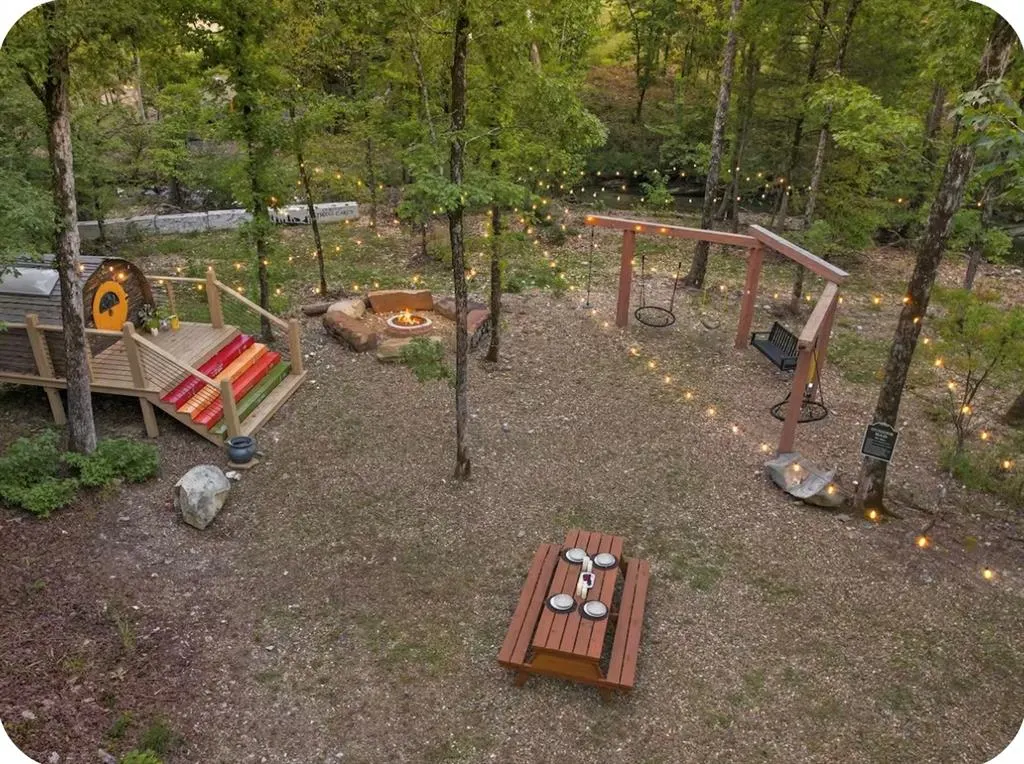 Photo 19 — 242 TWISTED VINE Court, Broken Bow, OK 74728