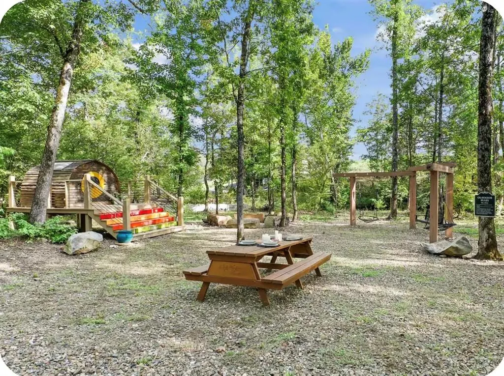 Photo 35 — 242 TWISTED VINE Court, Broken Bow, OK 74728