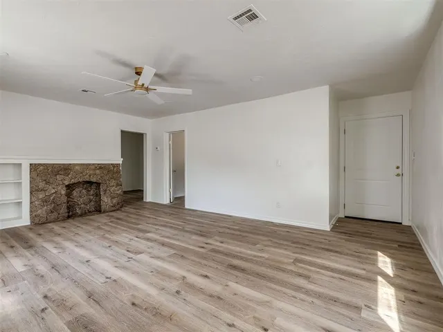 Photo 6 — 1433 SW 34th Street, Oklahoma City, OK 73119