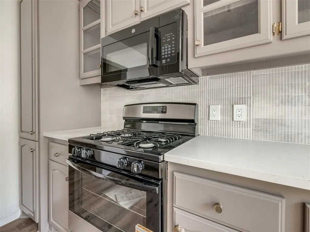 Photo 14 — 1433 SW 34th Street, Oklahoma City, OK 73119