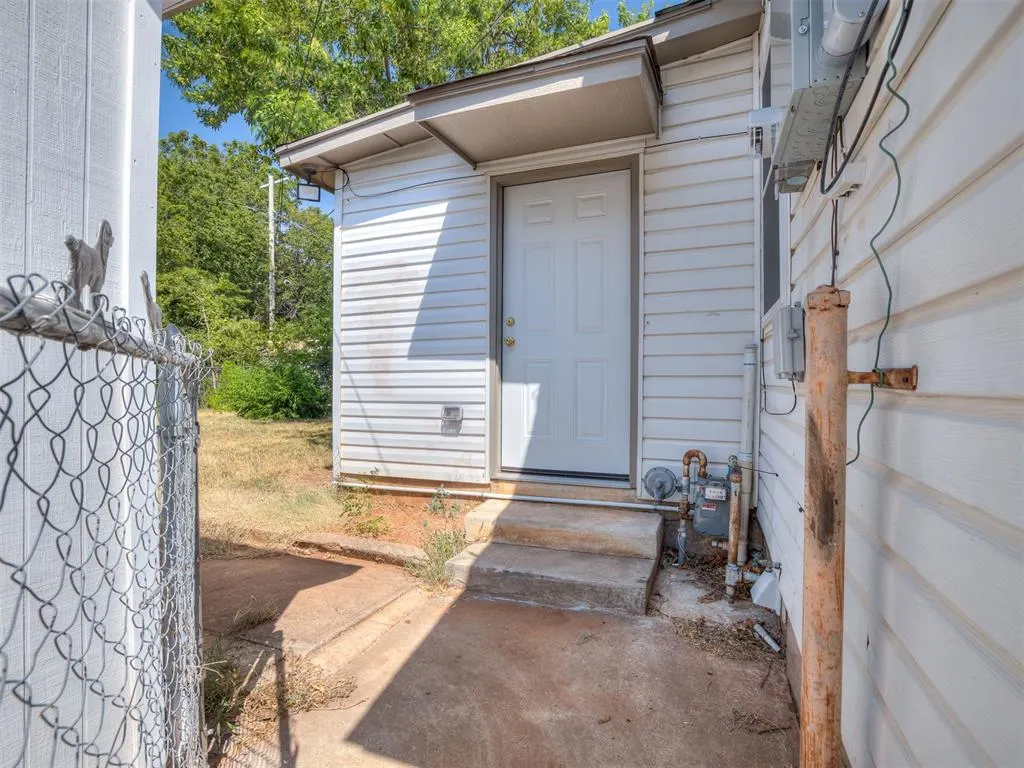 Photo 37 — 1433 SW 34th Street, Oklahoma City, OK 73119
