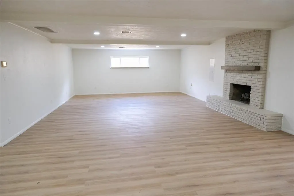 Photo 8 — 621 Reeves Court, Oklahoma City, OK 73122
