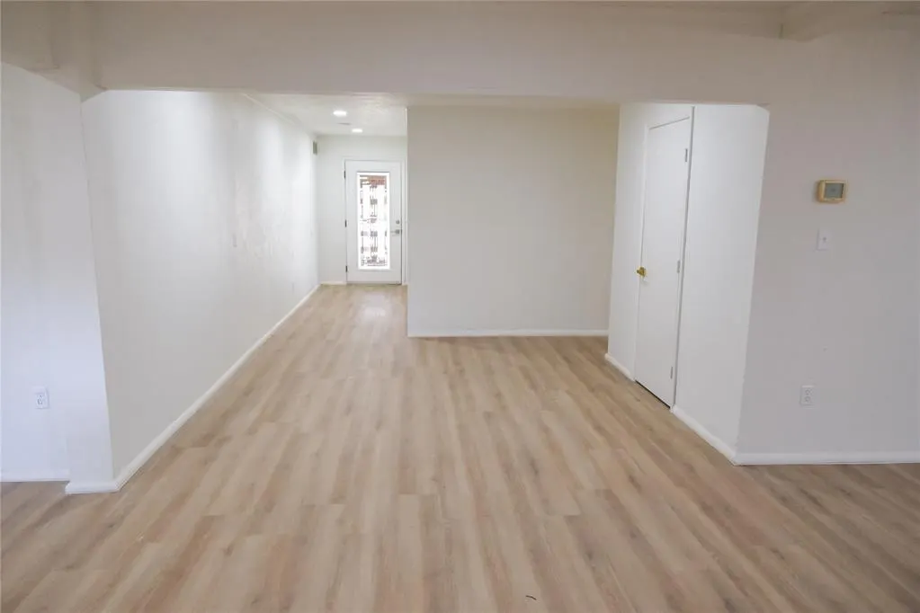 Photo 10 — 621 Reeves Court, Oklahoma City, OK 73122