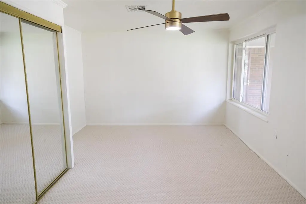 Photo 13 — 621 Reeves Court, Oklahoma City, OK 73122