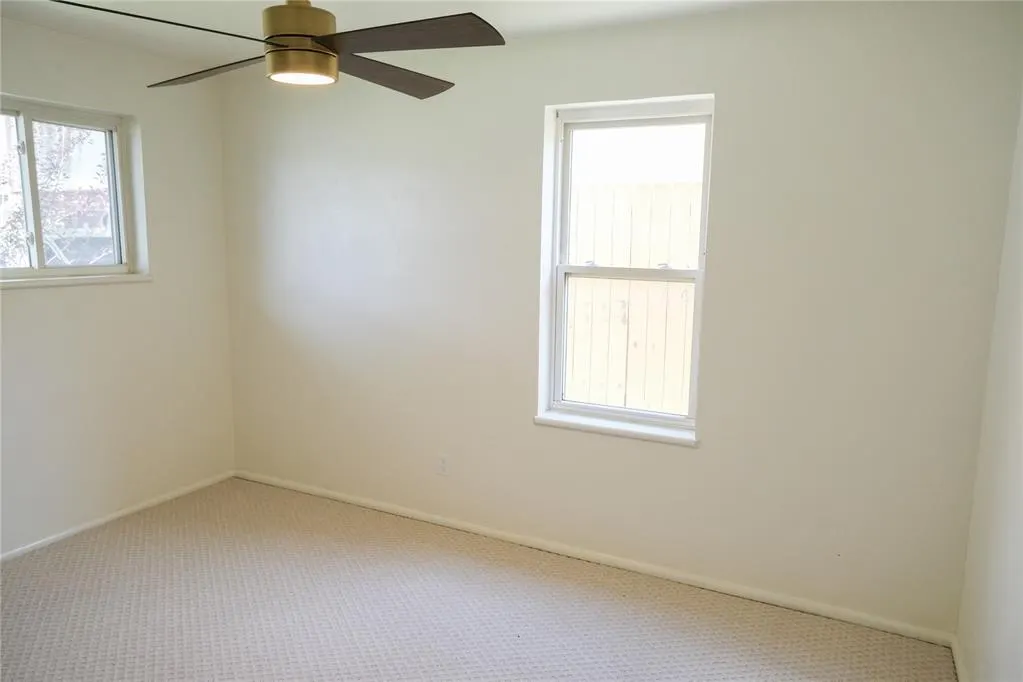 Photo 15 — 621 Reeves Court, Oklahoma City, OK 73122