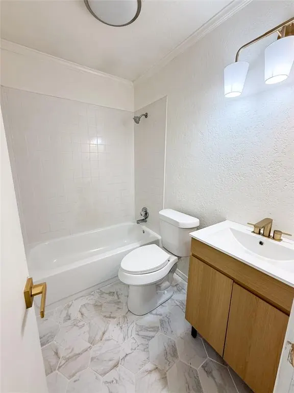 Photo 17 — 621 Reeves Court, Oklahoma City, OK 73122