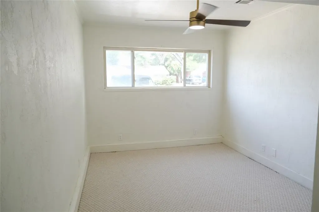 Photo 18 — 621 Reeves Court, Oklahoma City, OK 73122