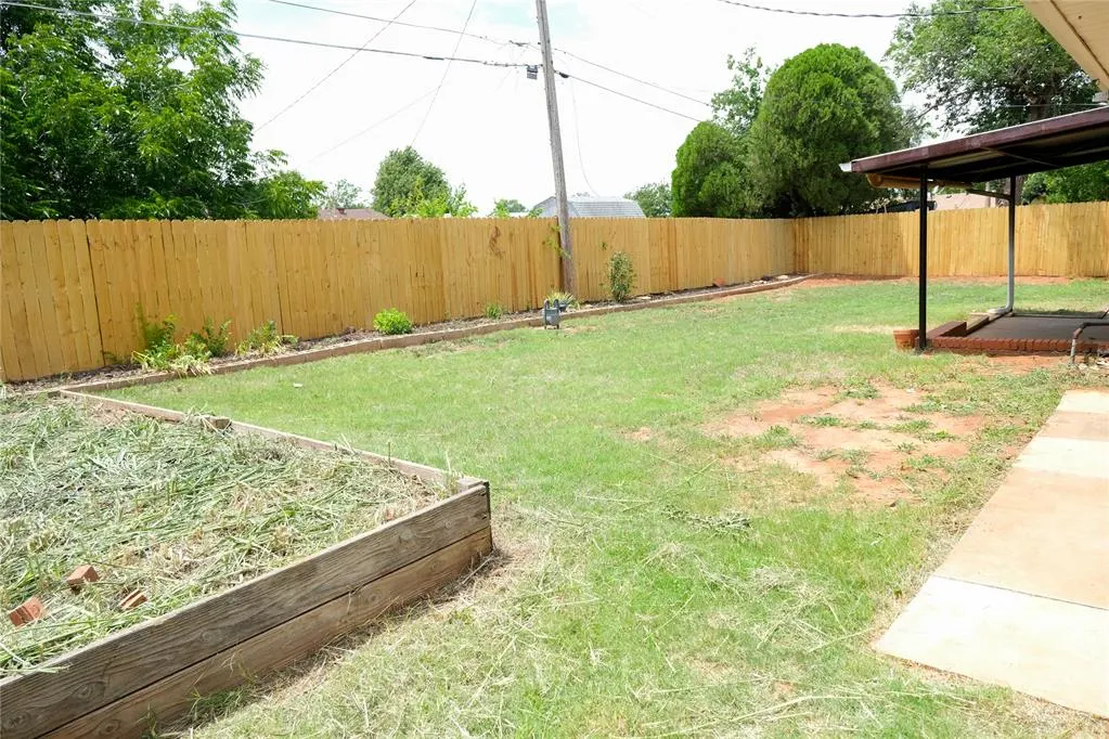 Photo 22 — 621 Reeves Court, Oklahoma City, OK 73122