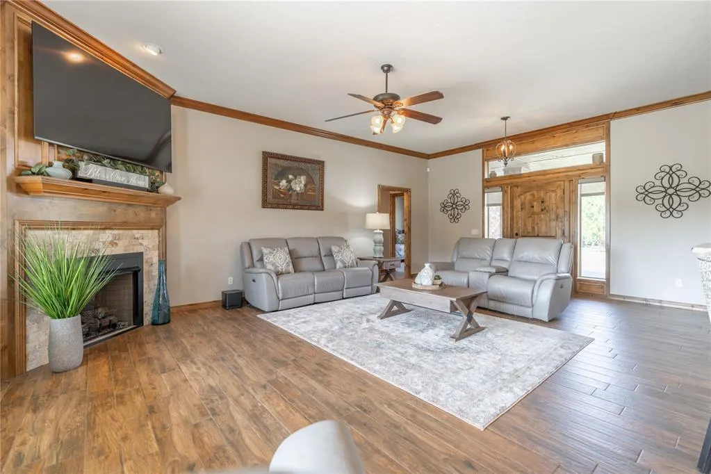 Photo 3 — 600 Hannah Drive, Tuttle, OK 73089