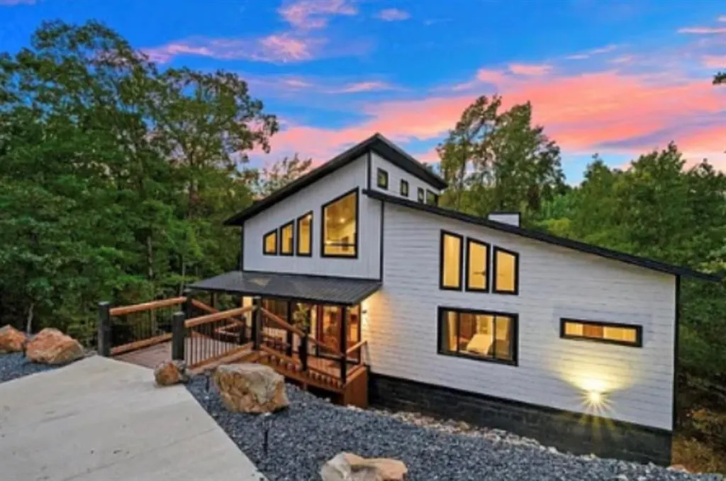 Photo 3 — 344 VIRGINIA PINE Place, Broken Bow, OK 74728
