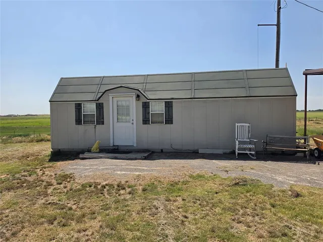 Front exterior — 15767 S County Rd 206 Road, Altus, OK 73521