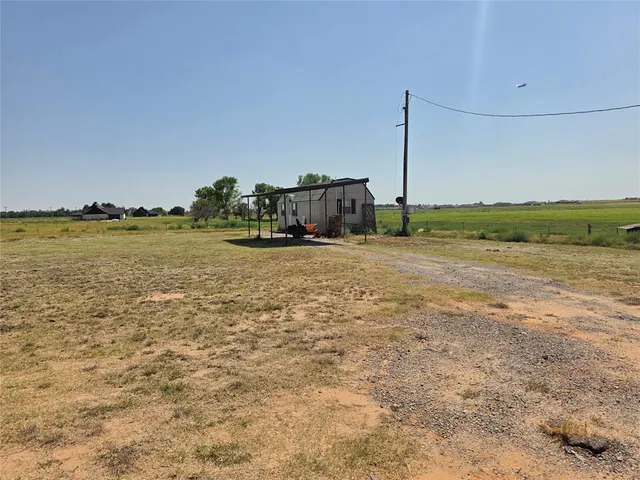 Photo 4 — 15767 S County Rd 206 Road, Altus, OK 73521