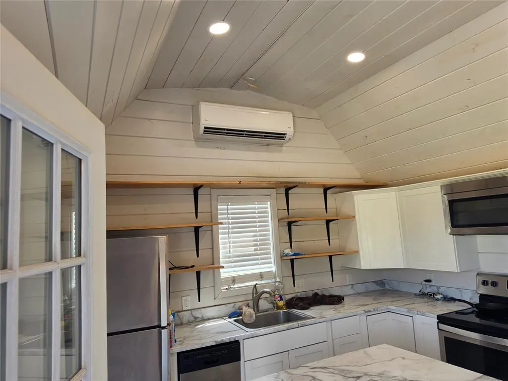 Photo 8 — 15767 S County Rd 206 Road, Altus, OK 73521
