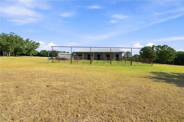 Photo 6 — 940005 S 3370 Road, Wellston, OK 74881