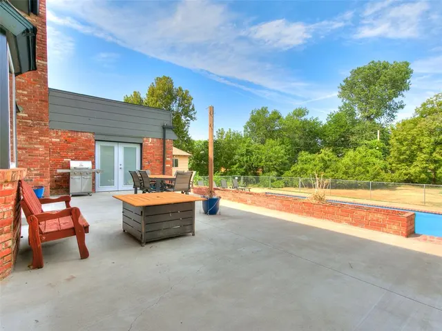 Photo 7 — 5924 Tiffany Circle, Oklahoma City, OK 73132