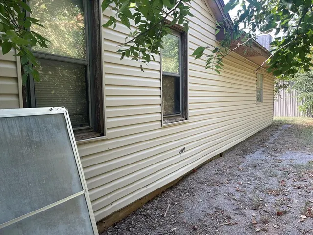 Photo 2 — 4421 SE 38th Street, Oklahoma City, OK 73115