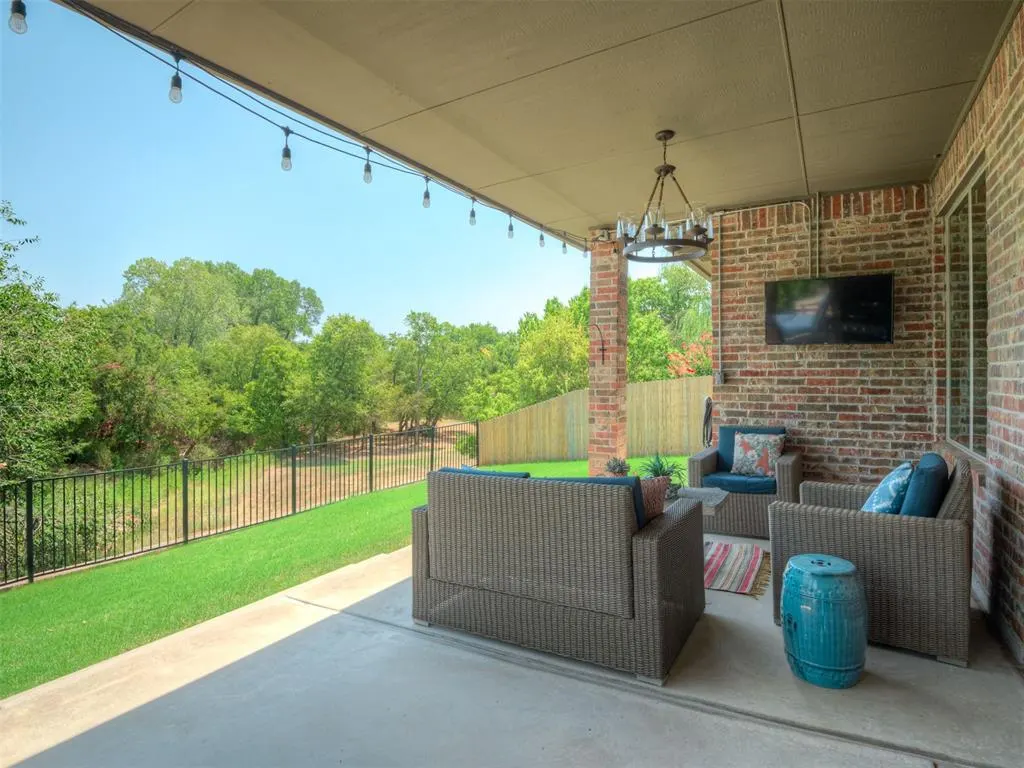 Photo 42 — 312 Evie Place, Moore, OK 73160