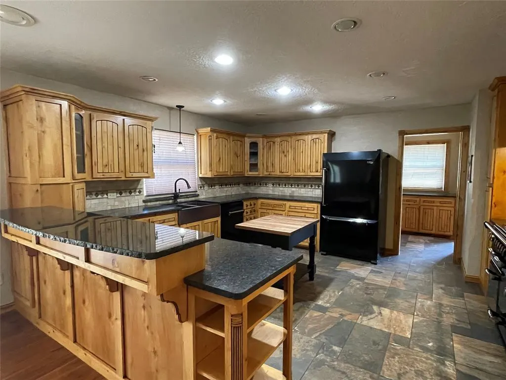Photo 4 — 12701 Lewis Road, Lexington, OK 73051