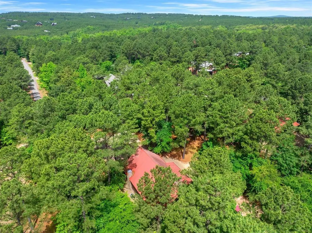 Photo 5 — 479 Poplar Circle, Broken Bow, OK 74728
