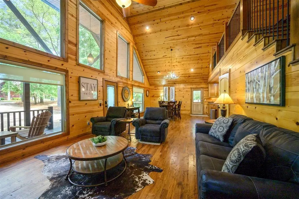Photo 8 — 479 Poplar Circle, Broken Bow, OK 74728