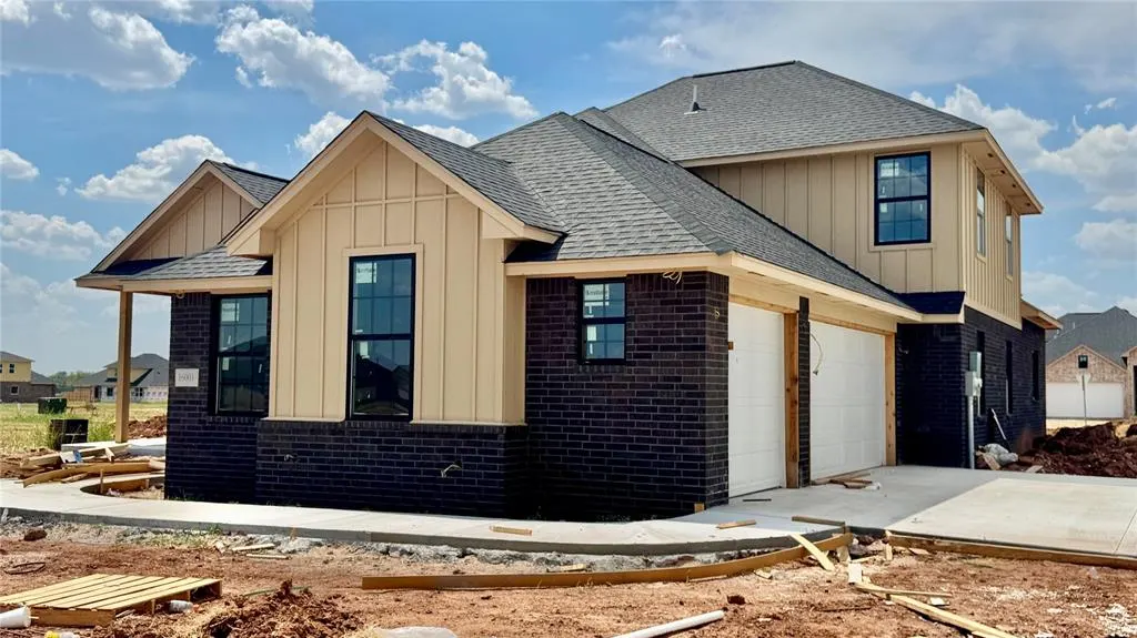 Photo 2 — 16001 Navarra Way, Oklahoma City, OK 73170