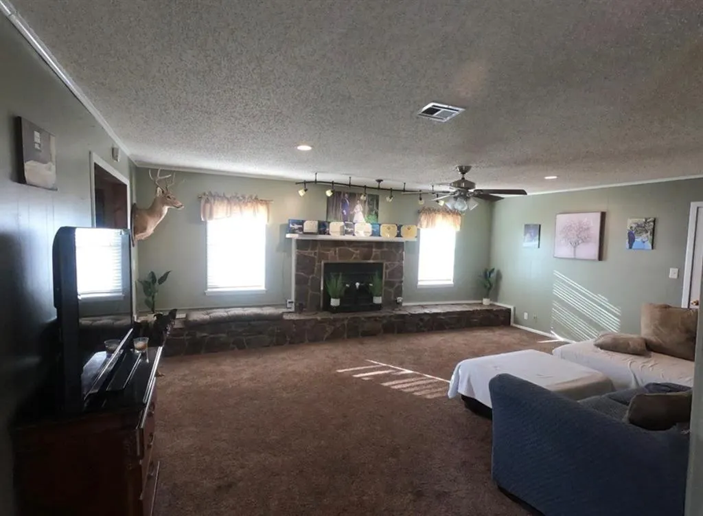 Photo 3 — 36481 E 1270 Road, Wewoka, OK 74884