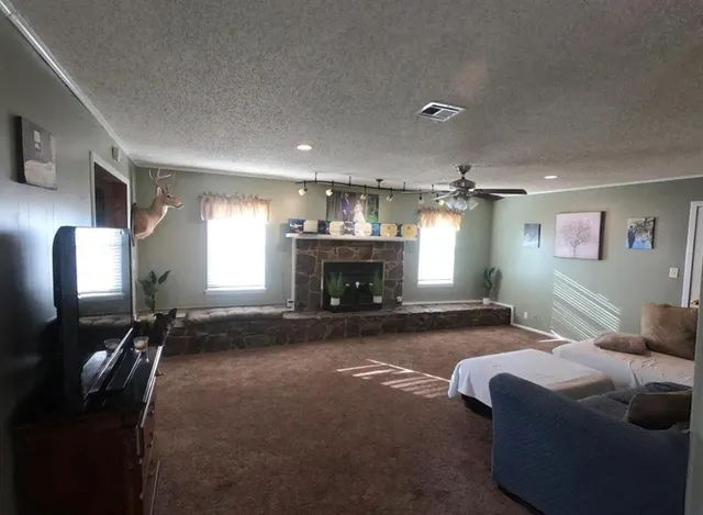Photo 3 — 36481 E 1270 Road, Wewoka, OK 74884