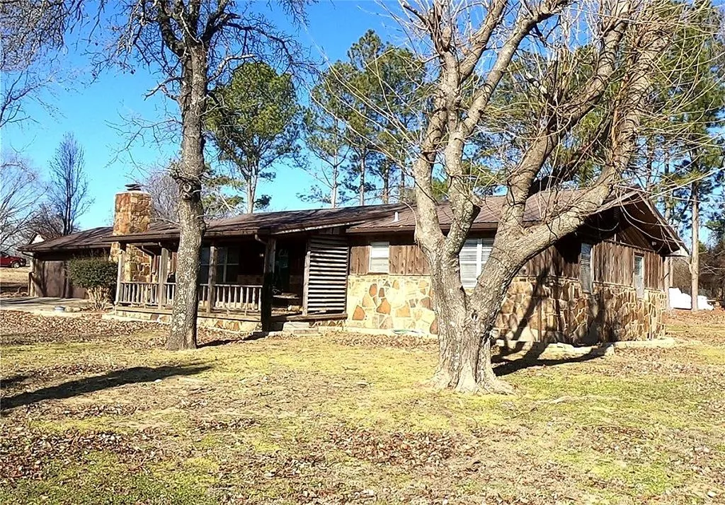 Photo 2 — 36481 E 1270 Road, Wewoka, OK 74884