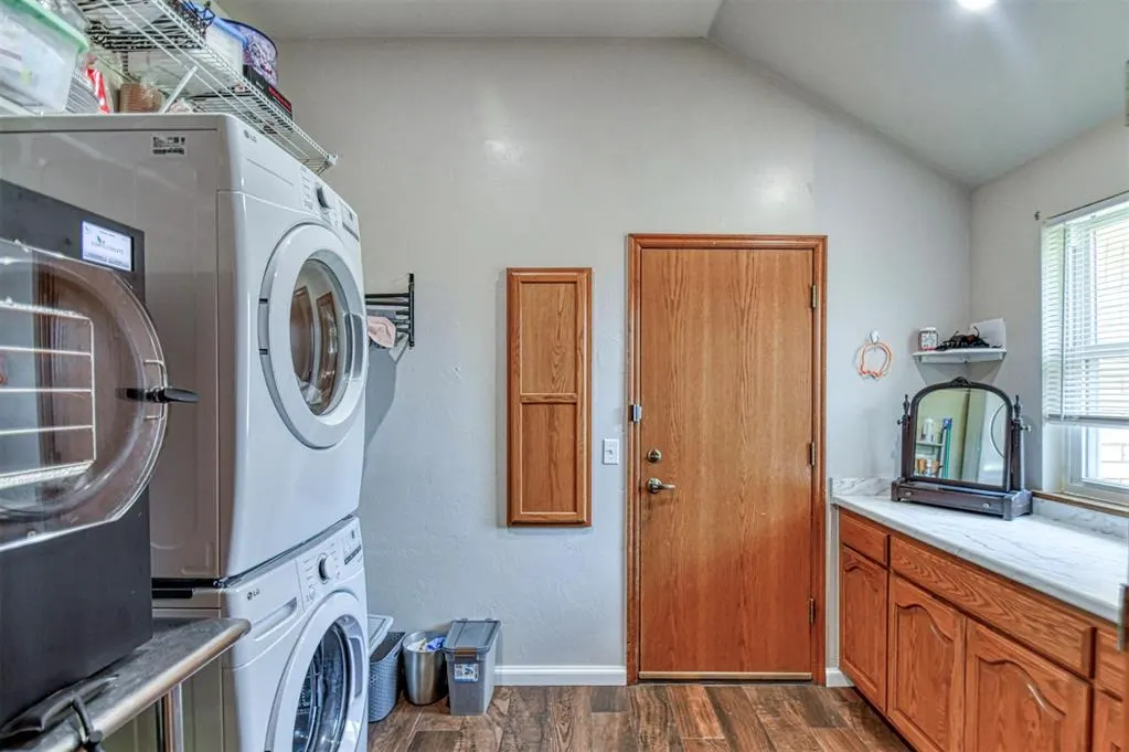 Photo 25 — 10421 Katy Line Drive, Yukon, OK 73099