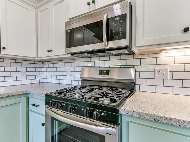 Photo 8 — 17800 168th Street, Lexington, OK 73051
