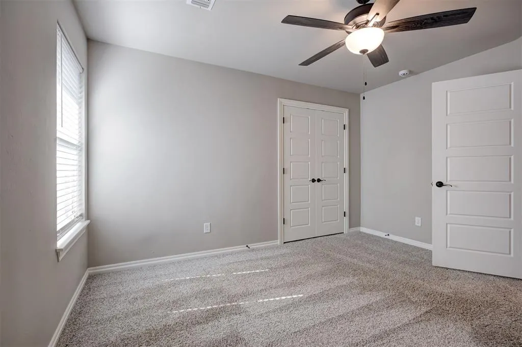 Photo 32 — 12821 SW 6th Street, Yukon, OK 73099