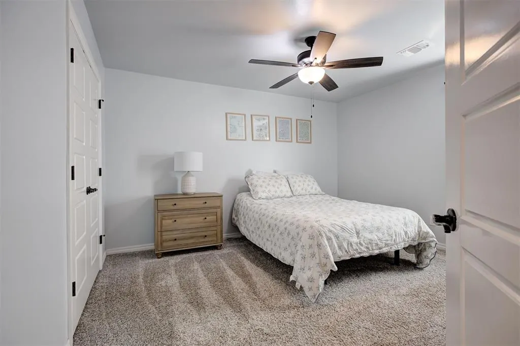 Photo 33 — 12821 SW 6th Street, Yukon, OK 73099